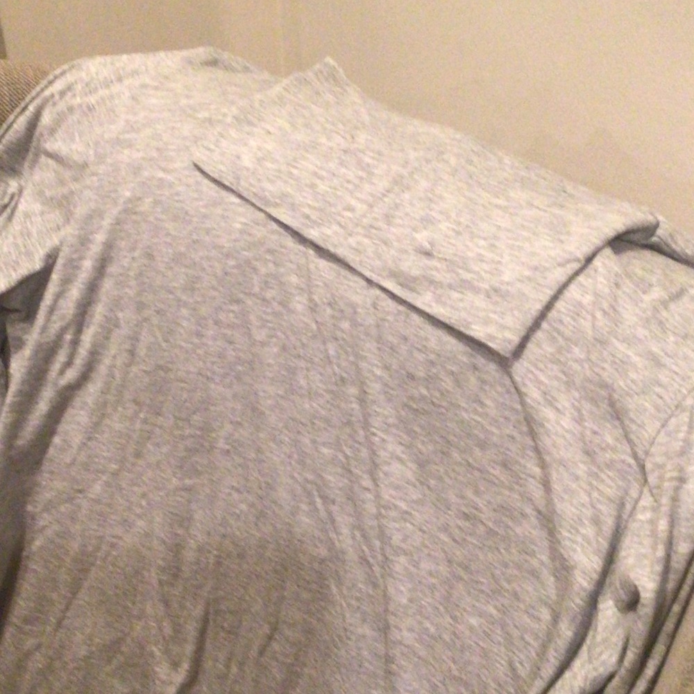 Garnet Hill Women's Gray Long Sleeve Tee